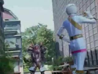 Hyakujuu Sentai Gaoranger - Episodio 35 - As espadas Juuou, saqueadas