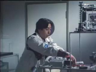 Jaspion 2, Spielvan - Episodio 10 - A Indústria de Robôs