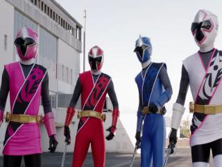 Power Rangers Ninja Steel - Episodio 3 - Viver e Aprender