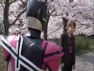 Kamen Rider Decade - Episodio 16 - Perigo: A furiosa corrida do Kabuto