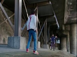 Kamen Rider Drive - Episodio 22 - Como se Luta Com Um Corpo de F-1?