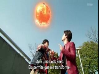 Kamen Rider Gaim - Episodio 30 - Metade Vermelho Metade Azul Kikaider